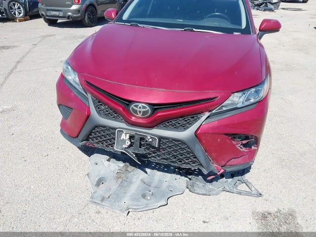 4T1B11HKXJU598427 Toyota CAMRY SE