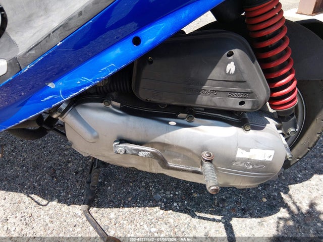 Genuine Scooter Co. Buddy 50 2014 RFVPAP5A7E1114526 Image 9