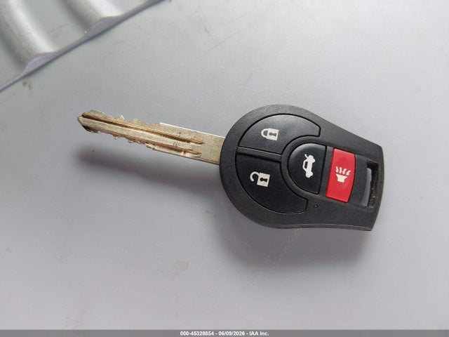3N1CN7AP7KL852888 Nissan Versa 1.6 Sv