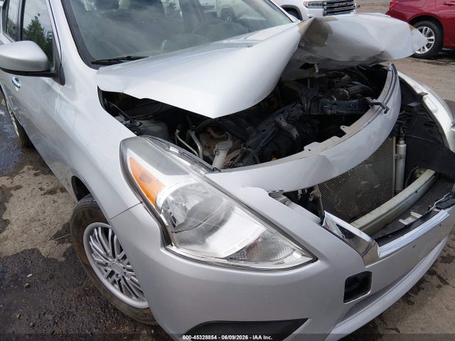 3N1CN7AP7KL852888 Nissan Versa 1.6 Sv