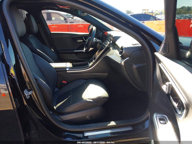 Продаж на аукціоні авто 2024 Mercedes-benz C 300, vin: W1KAF4HB9RR216895, номер лоту: 45328855