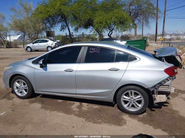 1G1BE5SM2G7305663 Chevrolet Cruze Lt Auto