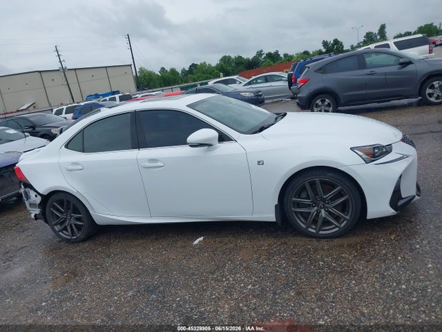45328905 :رقم المزاد ، JTHBA1D2XH5044866 vin ، 2017 Lexus Is 200t مزاد بيع