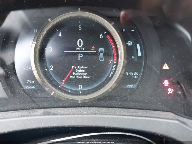 45328905 :رقم المزاد ، JTHBA1D2XH5044866 vin ، 2017 Lexus Is 200t مزاد بيع