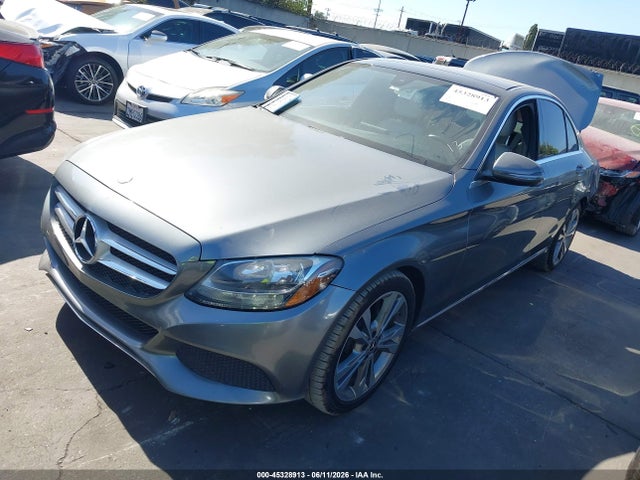 55SWF4JB3HU233141 Mercedes-Benz C 300