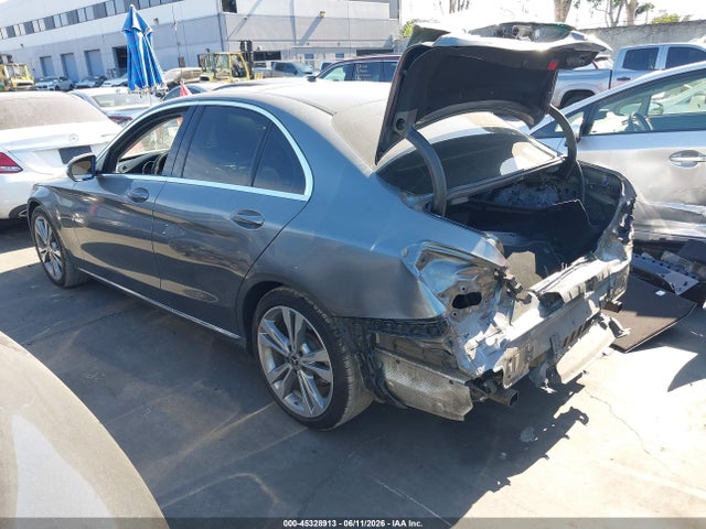 55SWF4JB3HU233141 Mercedes-Benz C 300
