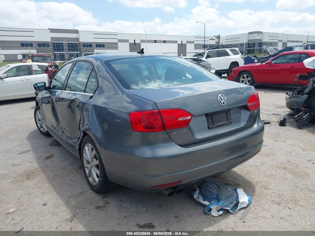 2014 Volkswagen Jetta 1.8t Se მანქანა იყიდება აუქციონზე, vin: 3VWD17AJXEM227745, აუქციონის ნომერი: 45328946