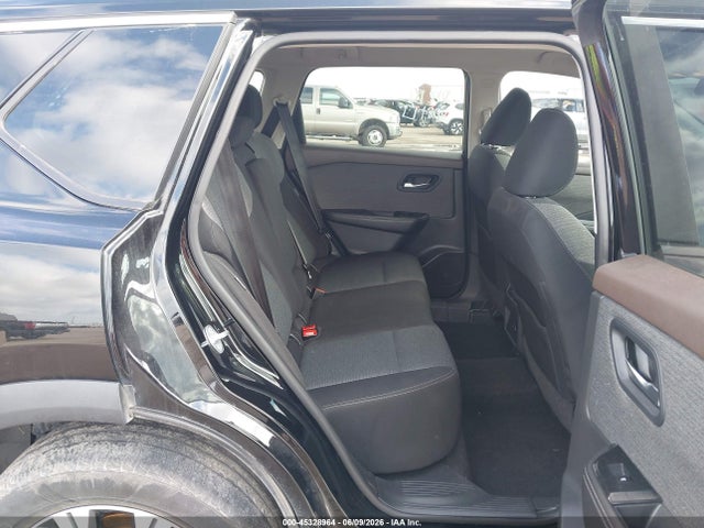 2022 Nissan Rogue Sv Fwd მანქანა იყიდება აუქციონზე, vin: 5N1BT3BA2NC699978, აუქციონის ნომერი: 45328964