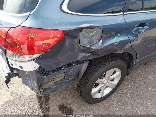 45328972 :رقم المزاد ، 4S4BRCPC9D3310177 vin ، 2013 Subaru Outback 2.5i Limited مزاد بيع
