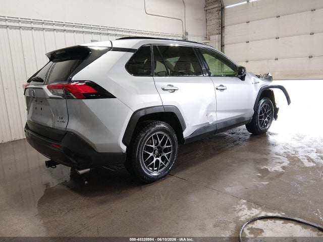 JTMLWRFV1KD013998 Toyota Rav4 Hybrid Le