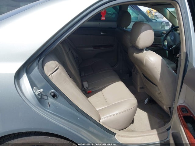 2005 Toyota Camry Xle V6 მანქანა იყიდება აუქციონზე, vin: 4T1BF30K15U617106, აუქციონის ნომერი: 45329018