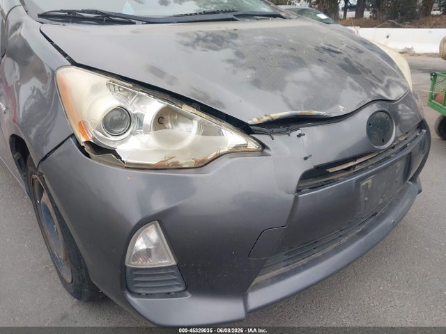 Продаж на аукціоні авто 2013 Toyota Prius C Three, vin: JTDKDTB32D1545641, номер лоту: 45329035