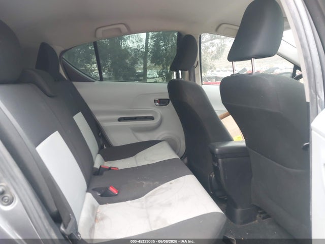 Продаж на аукціоні авто 2013 Toyota Prius C Three, vin: JTDKDTB32D1545641, номер лоту: 45329035