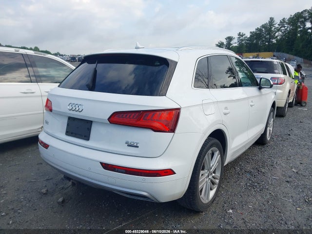 2018 Audi Q5 2.0t Premium/2.0t Tech Premium მანქანა იყიდება აუქციონზე, vin: WA1CNAFY0J2088212, აუქციონის ნომერი: 45329046