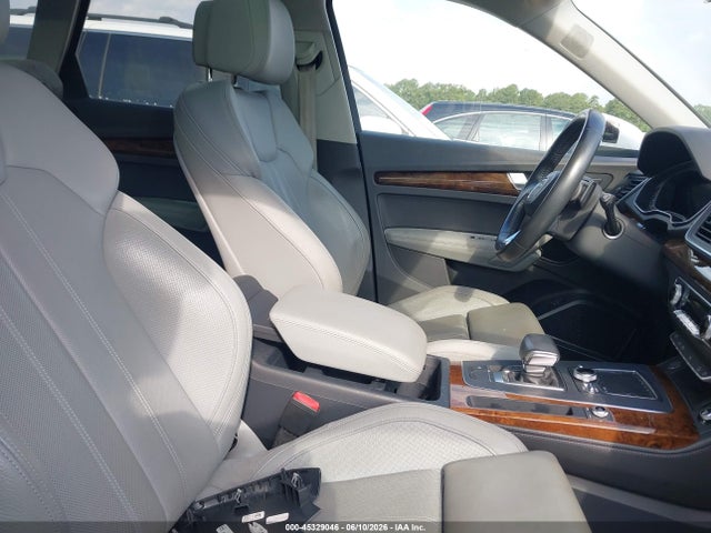 2018 Audi Q5 2.0t Premium/2.0t Tech Premium მანქანა იყიდება აუქციონზე, vin: WA1CNAFY0J2088212, აუქციონის ნომერი: 45329046