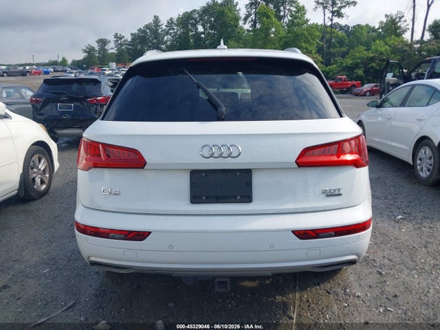 2018 Audi Q5 2.0t Premium/2.0t Tech Premium მანქანა იყიდება აუქციონზე, vin: WA1CNAFY0J2088212, აუქციონის ნომერი: 45329046