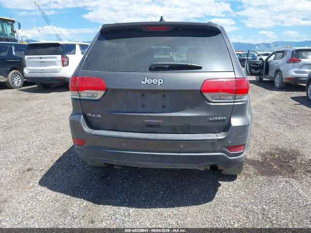 1C4RJFAG6HC859123 Jeep Grand Cherokee Laredo 4x4