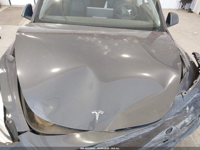Продаж на аукціоні авто 2023 Tesla Model Y Awd/long Range Dual Motor All-wheel Drive, vin: 7SAYGDEE0PA045266, номер лоту: 45329083