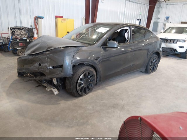 Продаж на аукціоні авто 2023 Tesla Model Y Awd/long Range Dual Motor All-wheel Drive, vin: 7SAYGDEE0PA045266, номер лоту: 45329083