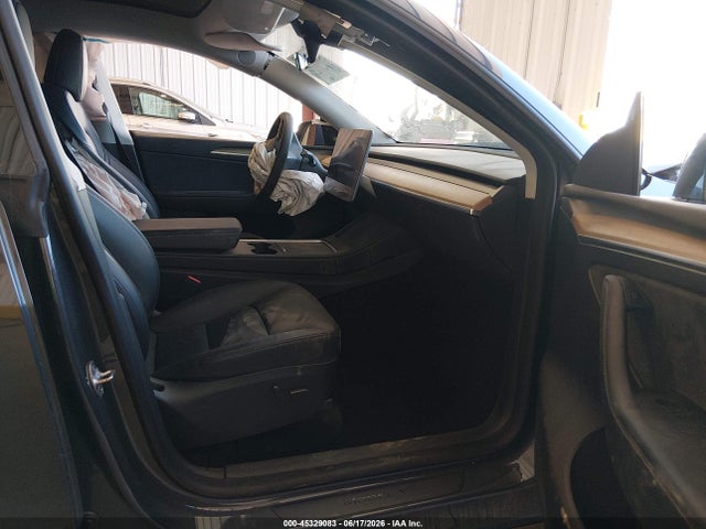 Продаж на аукціоні авто 2023 Tesla Model Y Awd/long Range Dual Motor All-wheel Drive, vin: 7SAYGDEE0PA045266, номер лоту: 45329083