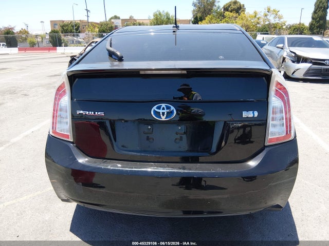 Toyota Prius Three 2014 JTDKN3DU7E0382186 Image 17