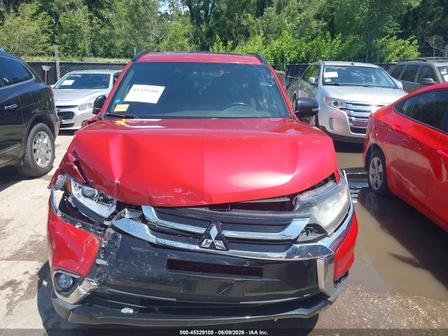 45329108 :رقم المزاد ، JA4AD3A35JZ035045 vin ، 2018 Mitsubishi Outlander Le مزاد بيع