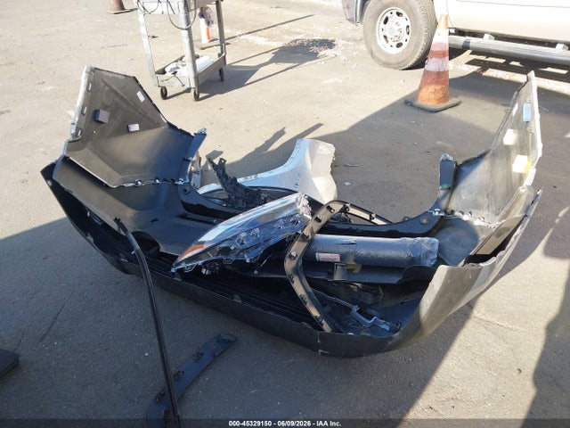 JTMRWRFV8MD135741 Toyota Rav4 Hybrid Xle