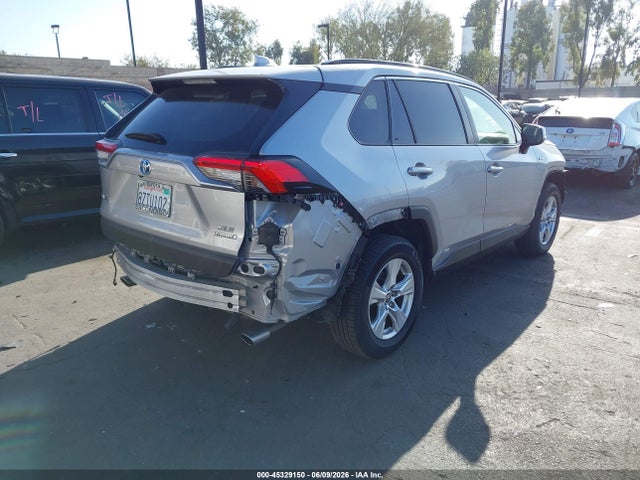 JTMRWRFV8MD135741 Toyota Rav4 Hybrid Xle