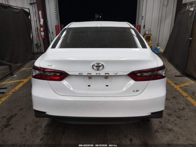 Toyota CAMRY LE 2022 4T1C11AK2NU712912 Image 17