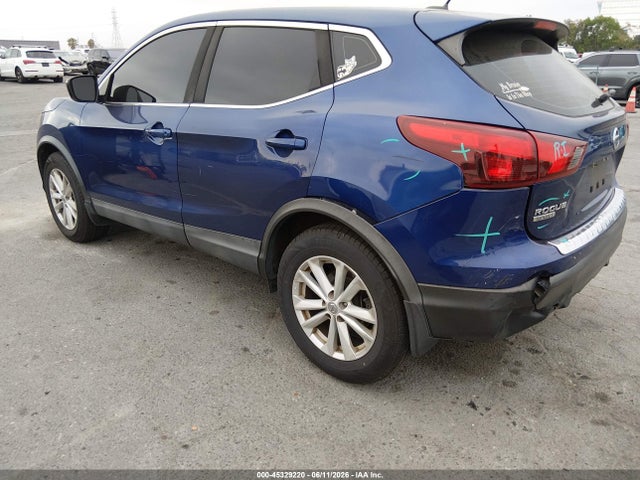 JN1BJ1CP1JW104048 Nissan Rogue Sport S