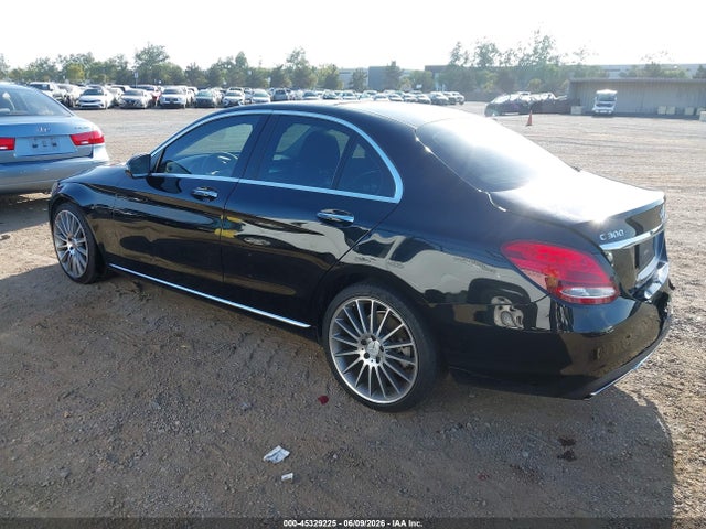 Продажа на аукционе авто 2016 Mercedes-benz C 300, vin: 55SWF4JB9GU141904, номер лота: 45329225