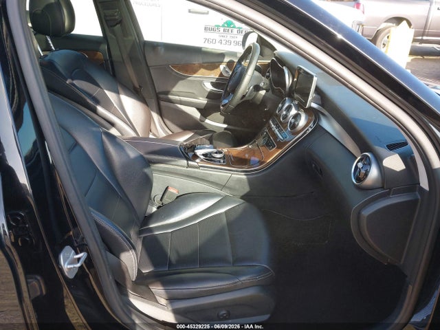 Продажа на аукционе авто 2016 Mercedes-benz C 300, vin: 55SWF4JB9GU141904, номер лота: 45329225