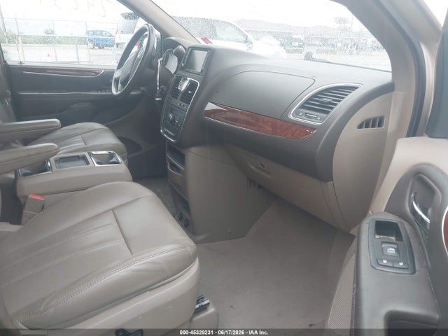 45329231 :رقم المزاد ، 2A4RR8DG1BR783173 vin ، 2011 Chrysler Town & Country Touring-l مزاد بيع