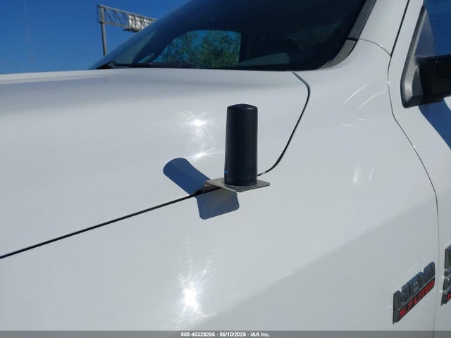 3C7WR4AT1FG704828 RAM 2500 Tradesman