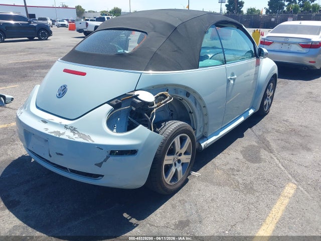 2006 Volkswagen New Beetle 2.5 მანქანა იყიდება აუქციონზე, vin: 3VWRF31Y26M306986, აუქციონის ნომერი: 45329298