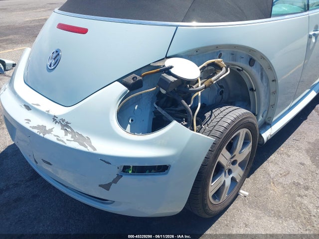 2006 Volkswagen New Beetle 2.5 მანქანა იყიდება აუქციონზე, vin: 3VWRF31Y26M306986, აუქციონის ნომერი: 45329298