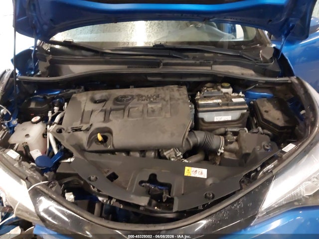 Toyota C-HR XLE 2022 NMTKHMBX6NR143279 Image 10