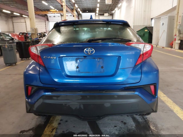 Toyota C-HR XLE 2022 NMTKHMBX6NR143279 Image 17