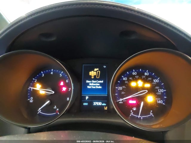 Toyota C-HR XLE 2022 NMTKHMBX6NR143279 Image 7