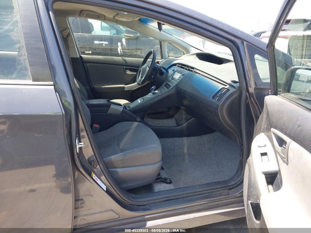 45329303 :رقم المزاد ، JTDKN3DU5E1754375 vin ، 2014 Toyota Prius Three مزاد بيع