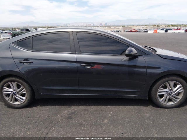 Продаж на аукціоні авто 2020 Hyundai Elantra Value Edition, vin: 5NPD84LF0LH592248, номер лоту: 45329306