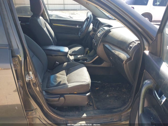 Продажа на аукционе авто 2012 Kia Sorento Lx, vin: 5XYKT3A13CG204069, номер лота: 45329326
