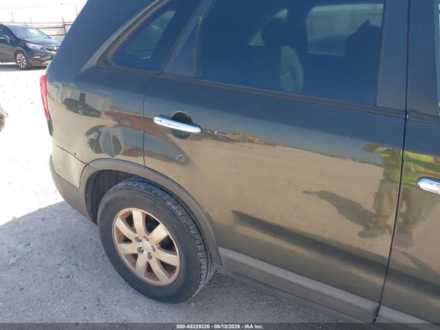 Продажа на аукционе авто 2012 Kia Sorento Lx, vin: 5XYKT3A13CG204069, номер лота: 45329326