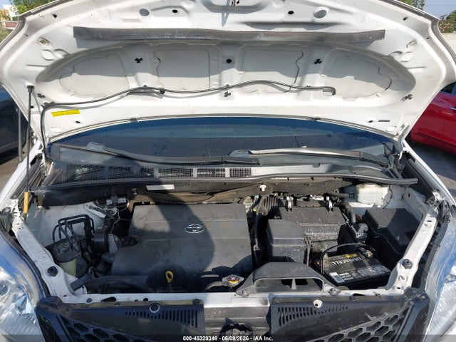 5TDKK3DC7ES492653 Toyota Sienna Le V6 8 Passenger