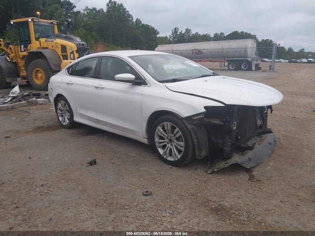 2016 Chrysler 200 Limited მანქანა იყიდება აუქციონზე, vin: 1C3CCCAB1GN147399, აუქციონის ნომერი: 45329362