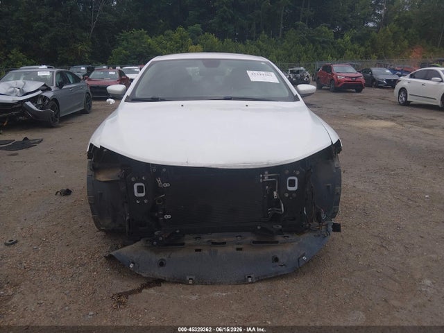 2016 Chrysler 200 Limited მანქანა იყიდება აუქციონზე, vin: 1C3CCCAB1GN147399, აუქციონის ნომერი: 45329362