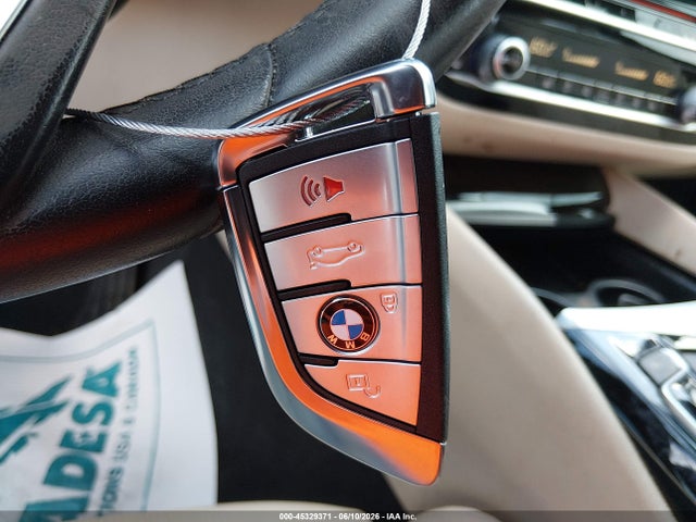 2017 Bmw 530i მანქანა იყიდება აუქციონზე, vin: WBAJA5C31HG897611, აუქციონის ნომერი: 45329371