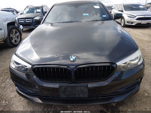 2017 Bmw 530i მანქანა იყიდება აუქციონზე, vin: WBAJA5C31HG897611, აუქციონის ნომერი: 45329371