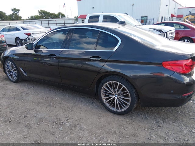 2017 Bmw 530i მანქანა იყიდება აუქციონზე, vin: WBAJA5C31HG897611, აუქციონის ნომერი: 45329371