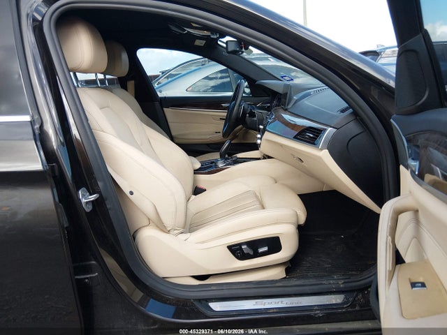 2017 Bmw 530i მანქანა იყიდება აუქციონზე, vin: WBAJA5C31HG897611, აუქციონის ნომერი: 45329371